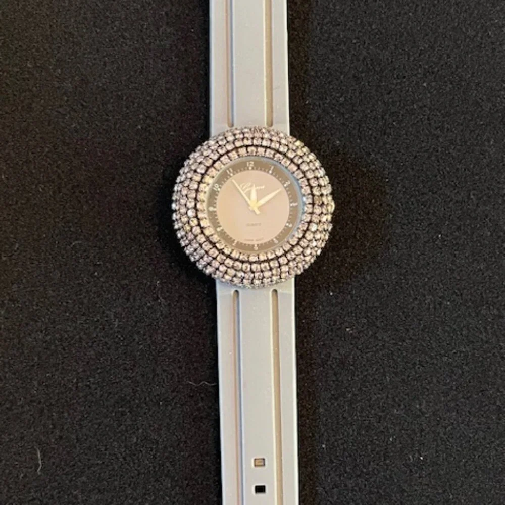 GENEVA | Gray Silicone Adjustable Band wristwatch Gray Dial Crystal accents-NEW